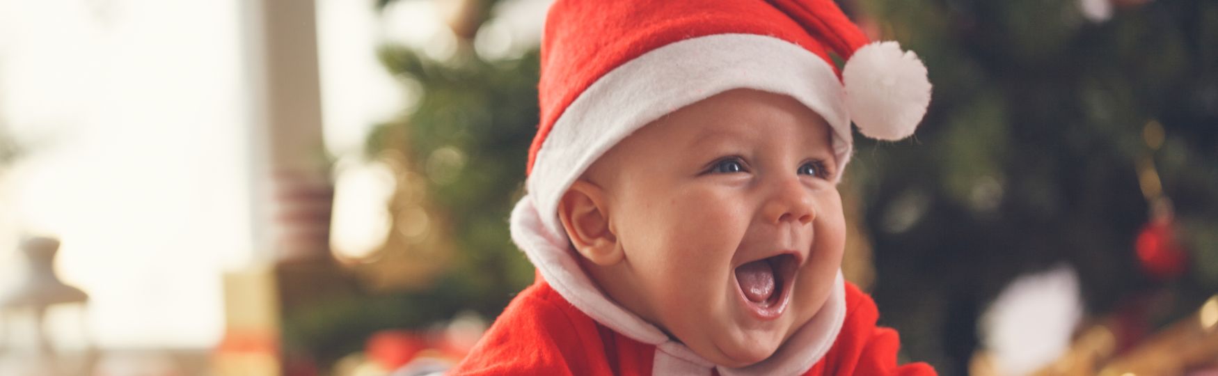 🎄 Christmas with a Newborn: How to Navigate the Festive Season Post-Partum
